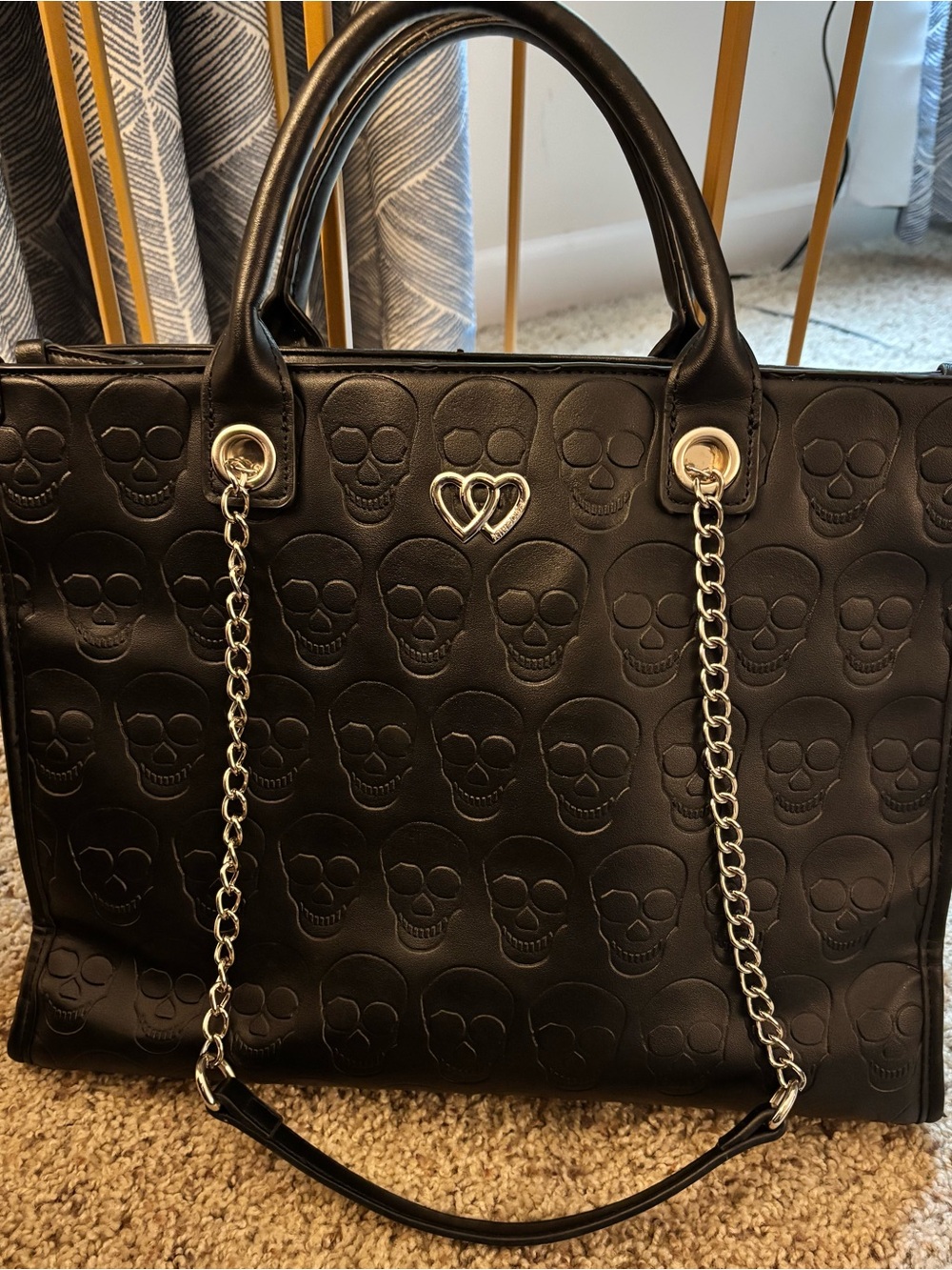 Betsey Johnson Black Embossed Skull Tote Bag Heart Chain Strap
